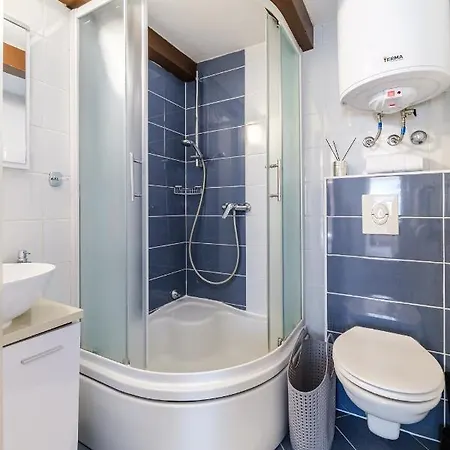 Sv.duje Apartamento *